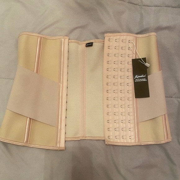 New - Picture 2 of 4